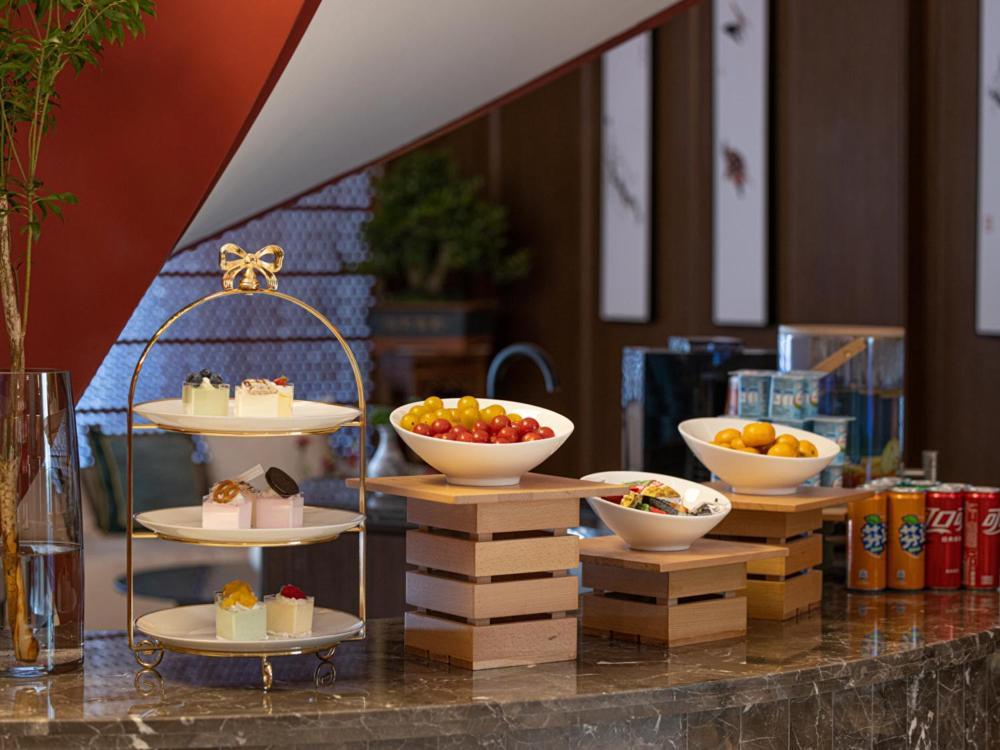 Yunju Hotel Beijing Yonghe Palace Guijie Siheyuan Exteriör bild